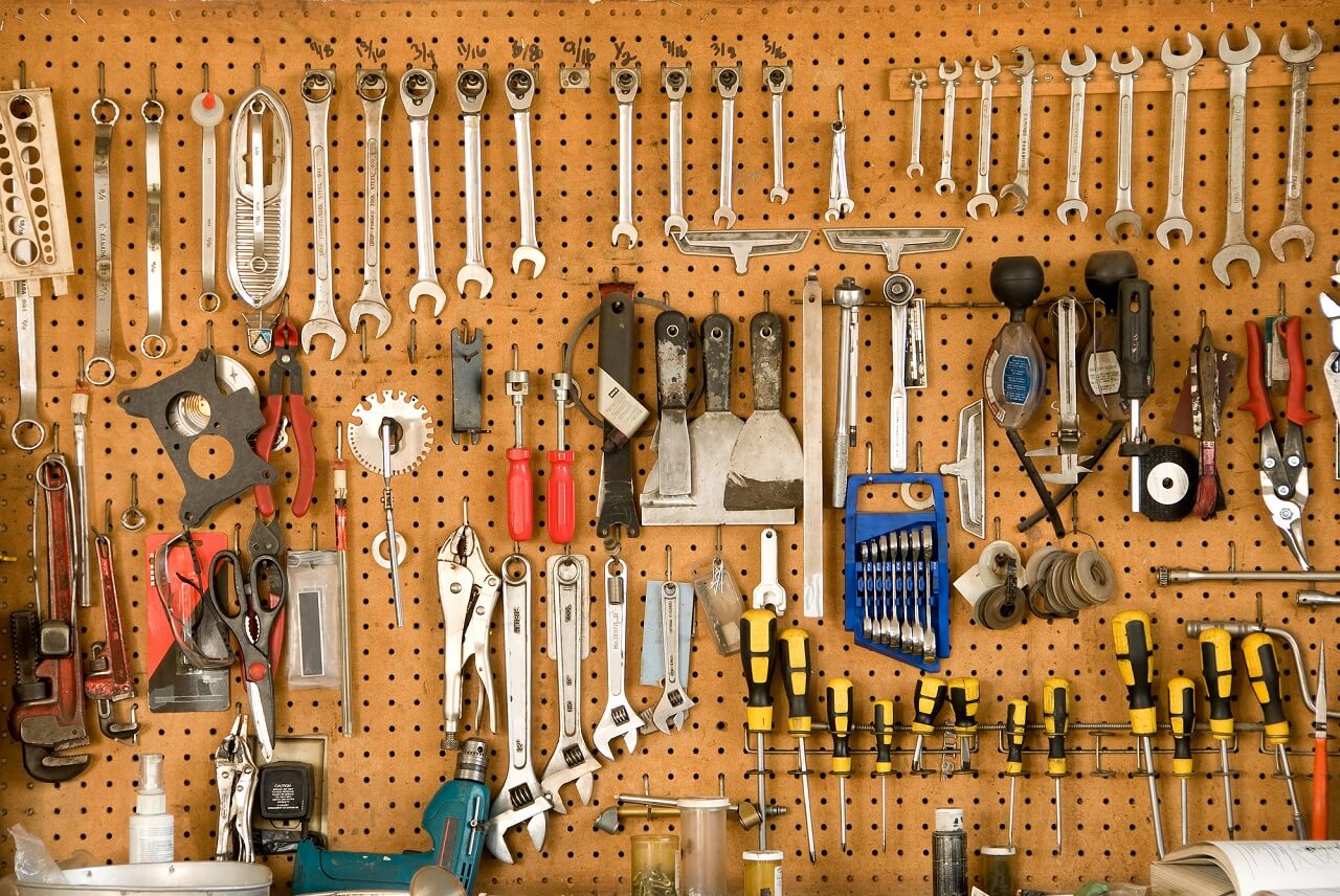 10 Must-Have Tools Every Homeowner Should Have